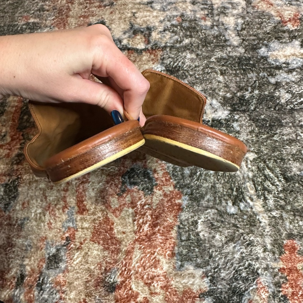 Liberté The Modern Mule in Cognac Chic Tan Leather Mules for Women - Picture 11 of 12